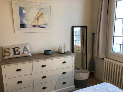 Bel appartement plein centre 100m de la mer Merville-Franceville-Plage france