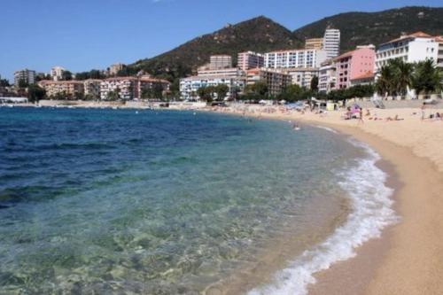 Bel F2 près de la plage Ajaccio france