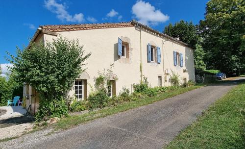 Maison de vacances Bela Le Gignal, 46140 Bélaye Belaye