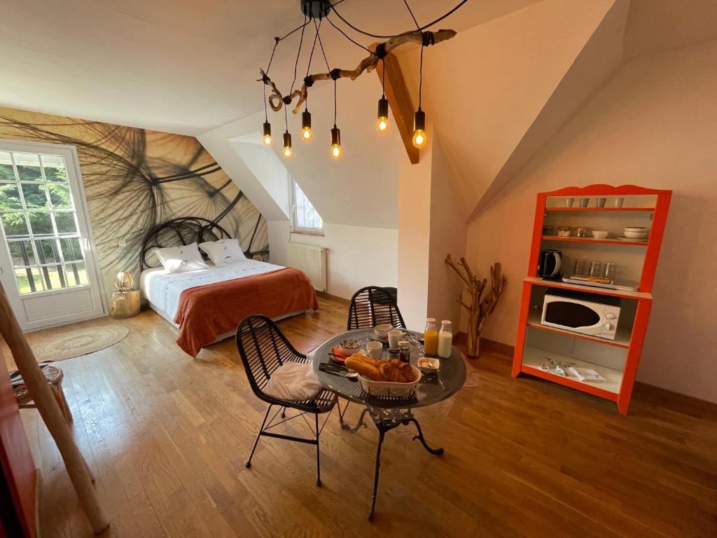 B&B / Chambre d'hôtes Belle Chambre Double Tout Bonnement Bien Les Bonnements, 14430 Putot-en-Auge