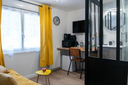 Belle chambre privée, cosy, wifi, Netflix, idéalement placée Saint-Brieuc france