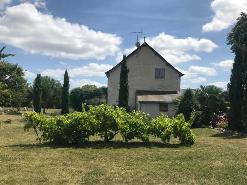 Belle demeure à la campagne La Tour-Saint-Gelin france