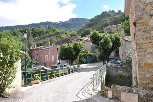 Maison de vacances Belle Maison à 5 minutes de Buis les Baronnies le village Eygaliers