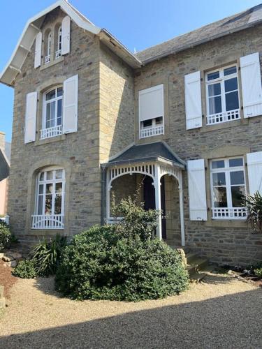 Belle maison pieds dans l'eau, vue mer! Saint-Nic france