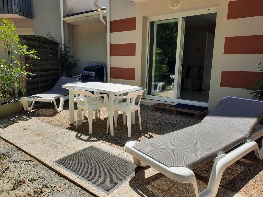 Maison de vacances Belle maisonnette dans résidence avec piscine 25 Boulevard Marsan de Montbrun, 33780 Soulac-sur-Mer