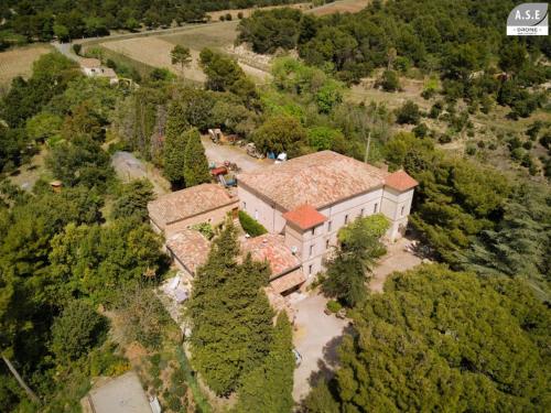 Belle propriété au coeur du Luberon Croagnes france