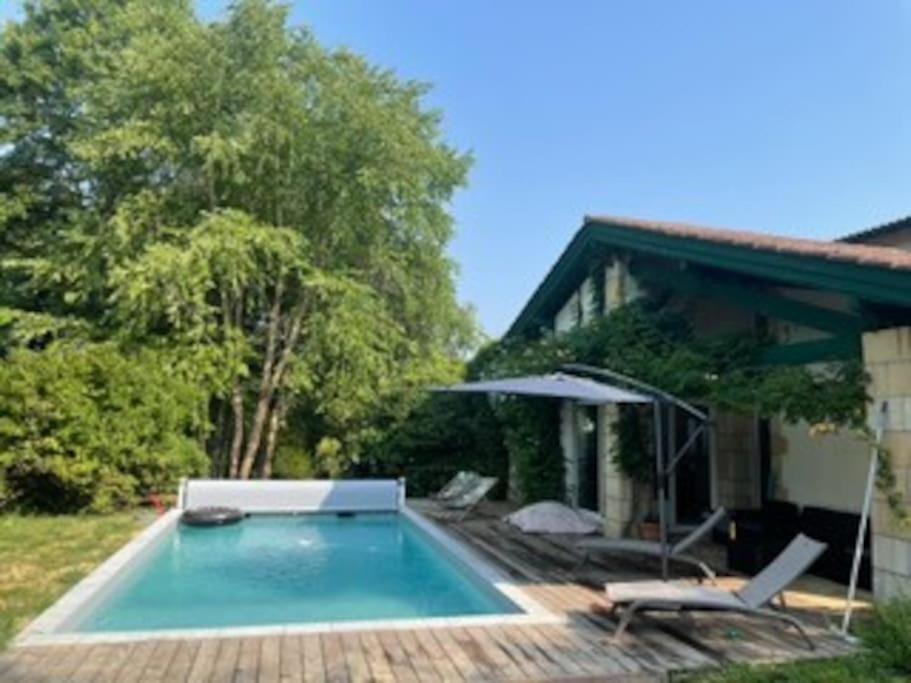 Villa Belle Villa basque avec piscine et jardin de 3000m2 1 Allée Behereko Borda, 64500 Saint-Jean-de-Luz