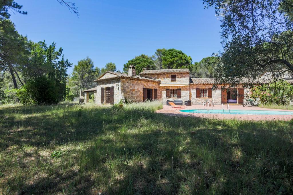 Villa belle villa en pierre avec piscine et terrain De La croix des Luques, 1844, 83440 Fayence