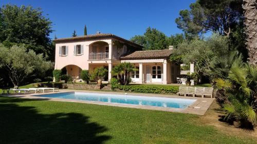 Belle villa Tropézienne/calme/piscine/3mn du centre Saint-Tropez france