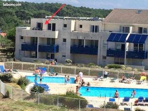 BELLE VUE OCEAN, 2 CHAMBRES, piscine, parking Lacanau-Océan france