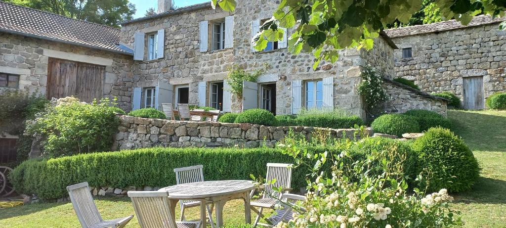 B&B / Chambre d'hôtes Bérard Bérard, 07310 Intres