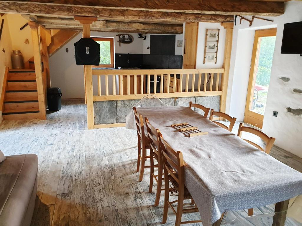 Maison de vacances BERGERIE GRANGE DES 3 CIRQUES TROUMOUSE GAVARNIE ESTAUBE 4 personnes Vallée de Héas, 65120 Gavarnie