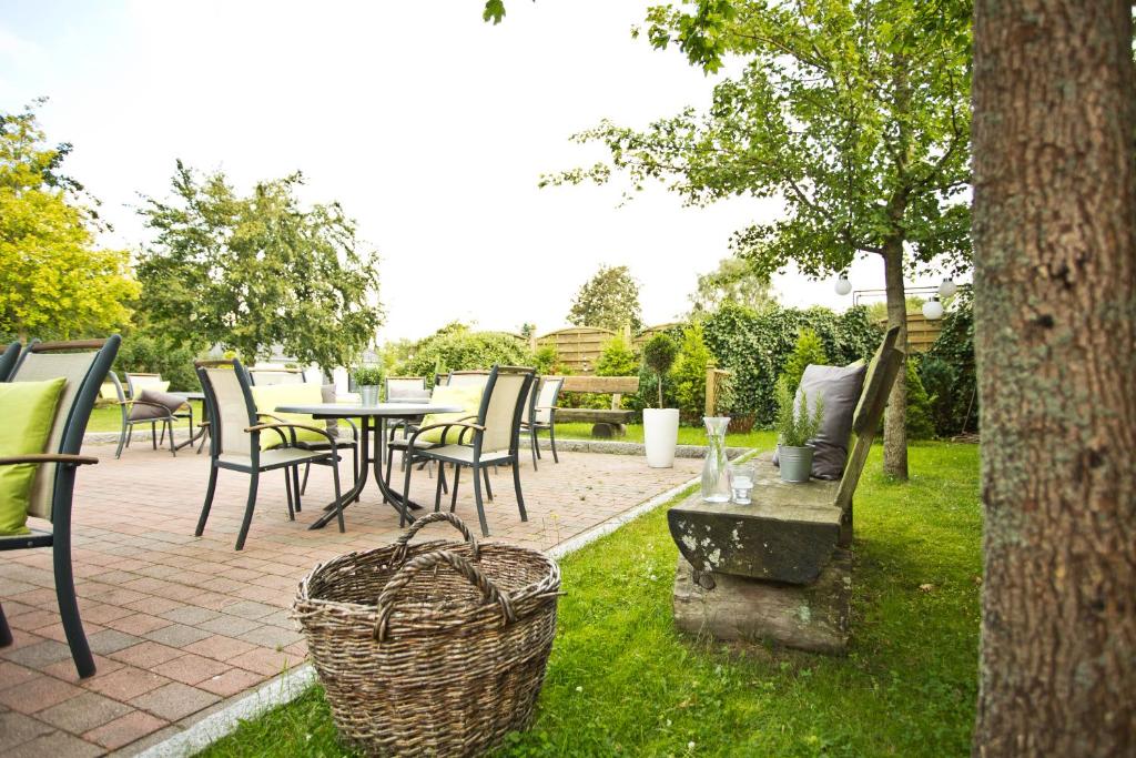 Hôtel Bergers-Landgasthof Dorfstr. 28, 25917 Enge-Sande