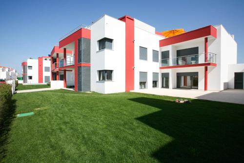 Best Houses 24 - Great location with swimpool Ferrel portugal