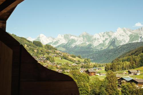 Hôtel Best Western Chalet les Saytels 33, route de la vallée du Bouchet Le Grand-Bornand