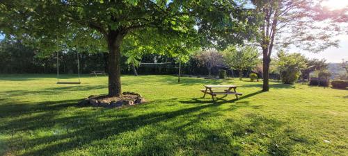 Bienchezmoi12 Sauveterre-de-Rouergue france