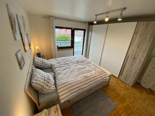 Big apartment with Wood-Burning Stove & Balcony Butzbach allemagne