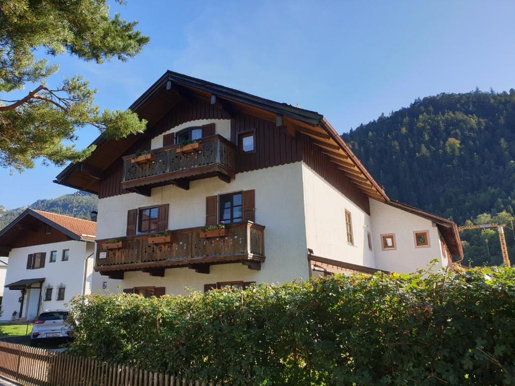 Appartement Birke 2 7 Birkenstraße, 83435 Bad Reichenhall