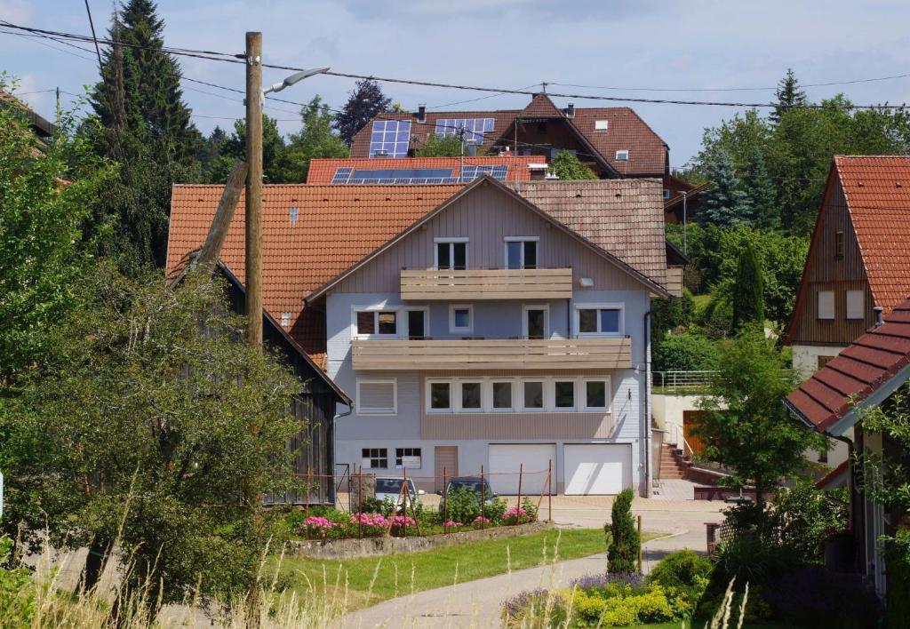 B&B / Chambre d'hôtes Black Forest Lodge Hauptstraße 6, 72250 Freudenstadt