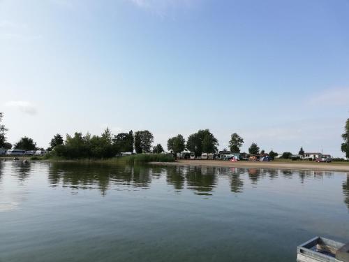 Maisons de vacances Blockhäuser an der Müritz 9 Rondell Ludorf