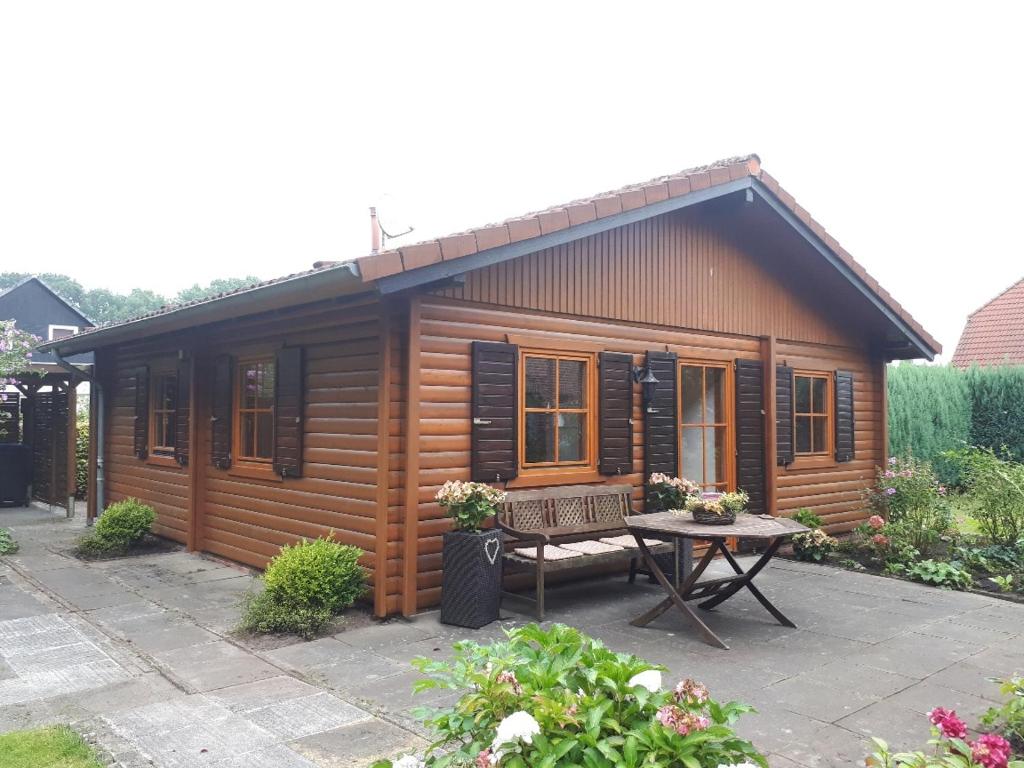 Maison de vacances Blockhausperle im Grunen 39D Neusudender Weg, 26125 Oldenbourg