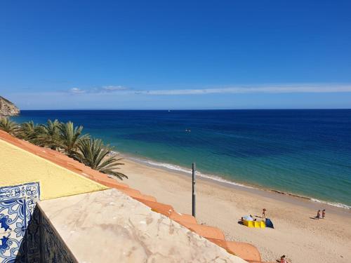 BLUE HOUSE SESIMBRA with parking Sesimbra portugal