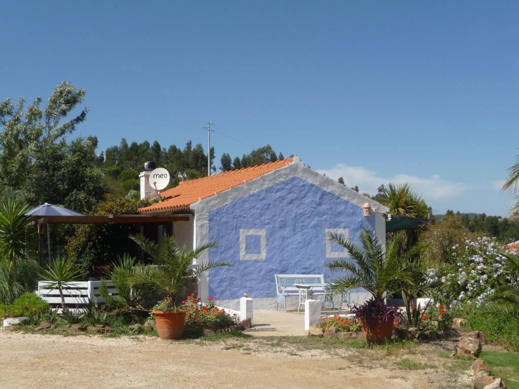 Maison de vacances BLUE LAR Corgo da Cevada, 2 Várzea das Pedras, 7630-568 Santa Bárbara