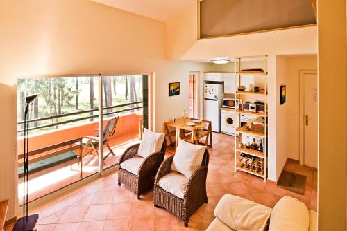 BmyGuest - Aroeira Golf Apartment Carcereiro portugal