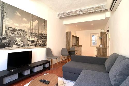 BNB RENTING Atypical condo in rue Fourmillière Antibes france