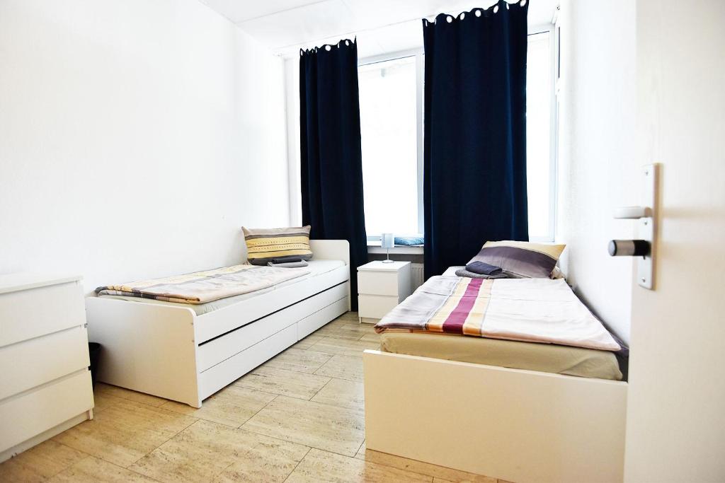 Appartements Boardinghouse in Cologne *free WiFi* 162 Schmiedegasse, 50739 Cologne