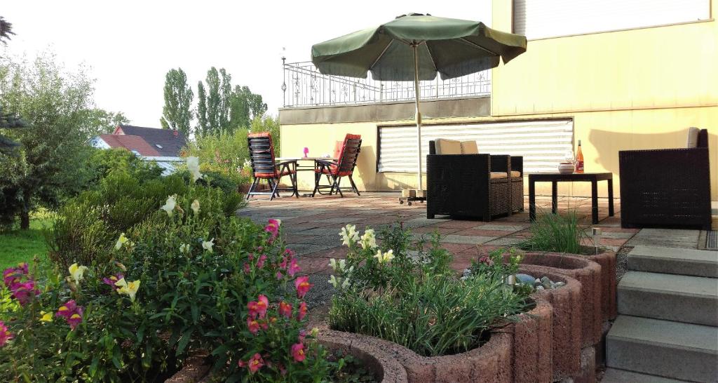 Appartement BodenSEE Holiday Home Insel Reichenau SEEnSUCHT 4 Höriweg Vordere Doppelhaushälfte - Ingrid Latino, 78479 Île de Reichenau