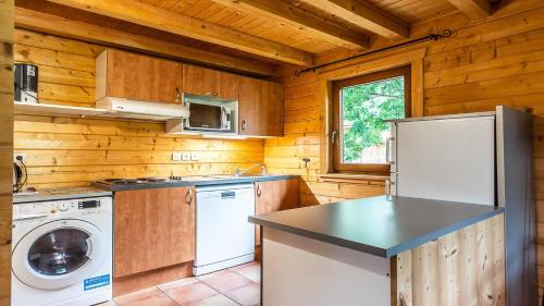 Bois de Champelle- 94 Magnifique Chalet-10 pers Morillon france