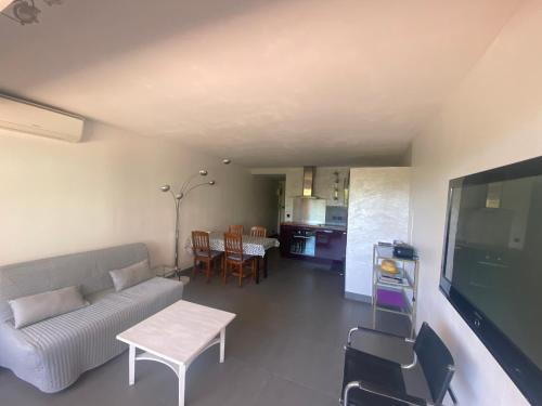 Appartement Boost Your Immo La Ciotat Lou Poulen 725 40 Avenue Camugli La Ciotat