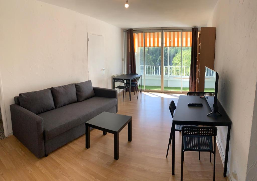 Appartement Boost Your Immo Marseille 241 83 BD DU REDON, 13009 La Panouse