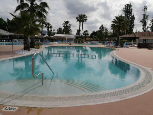 Camping Bora-Bora AZUR 3 2399 Rue de Montourey Fréjus