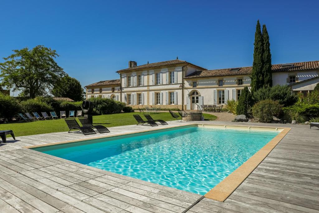 Maison d'hôtes Bordeaux-Blaye-St-Emilion-Arcachon-Domaine de Cézac 6 lieu-dit la barronerie, 33620 Cézac