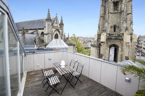 Bordeaux Centre Historique, terrasse sur les toits Bordeaux france