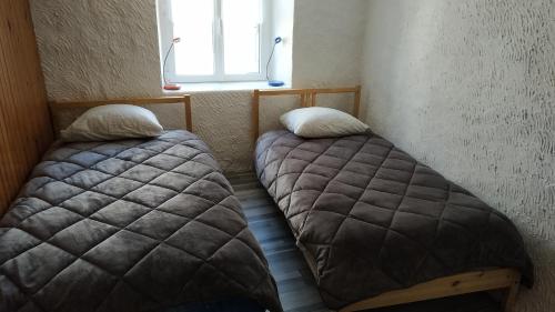 Maison de vacances BOTOÙ KOAD, maison 2 ÉTOILES, WIFI gratuite, la MER, boulangerie, marché quotidien à 100 pas 9 rue du moulin Douarnenez