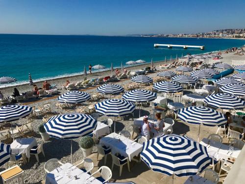 BOULEVARD VICTOR HUGO Nice france