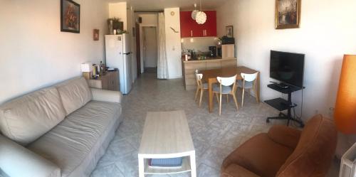 Appartement boulhome aprt 134 , 3 ieme etage  Boulouris 55 boulevard de la mer Boulouris-sur-Mer