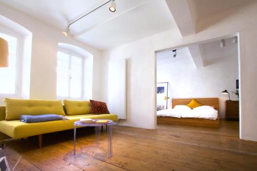 Appartement Boutique-Ferienwohnung im alten Weinhaus Moser 26 Hauptstraße Grünstadt