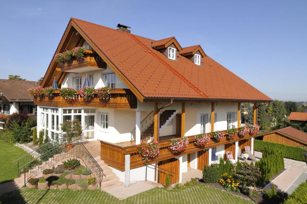 Hôtel Boutique Hotel Angerer Garleitenweg 10a, 82418 Murnau am Staffelsee