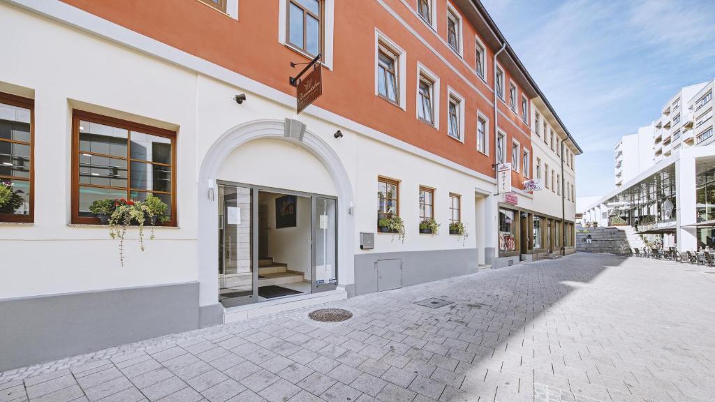 Hôtel Boutique-Hotel Kronenstuben Kronenstraße 2, 71634 Ludwigsbourg