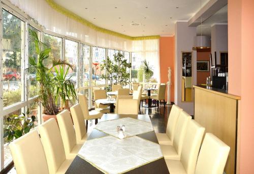 Hôtel Brandiser Parkhotel Bahnhofstraße 22-24 Brandis