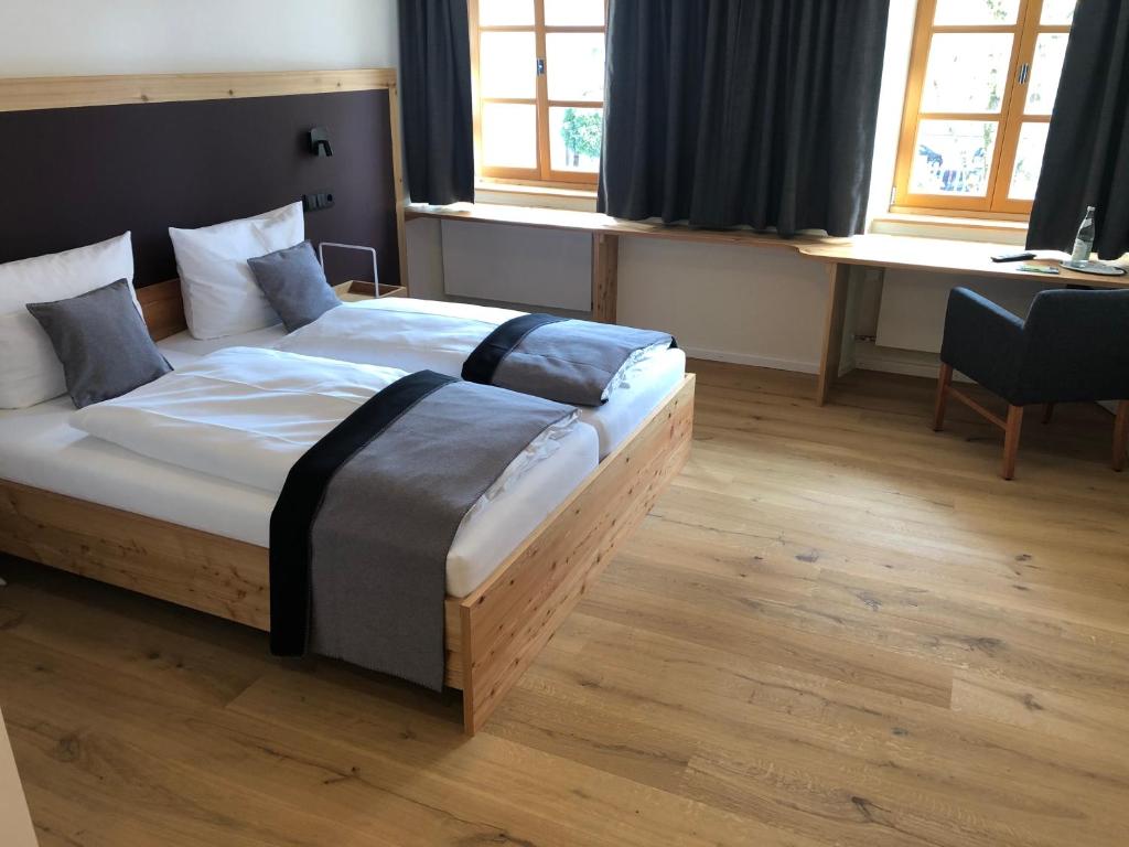 Hôtel Bräuhof Wallersdorf Marktplatz 1, 94522 Wallersdorf