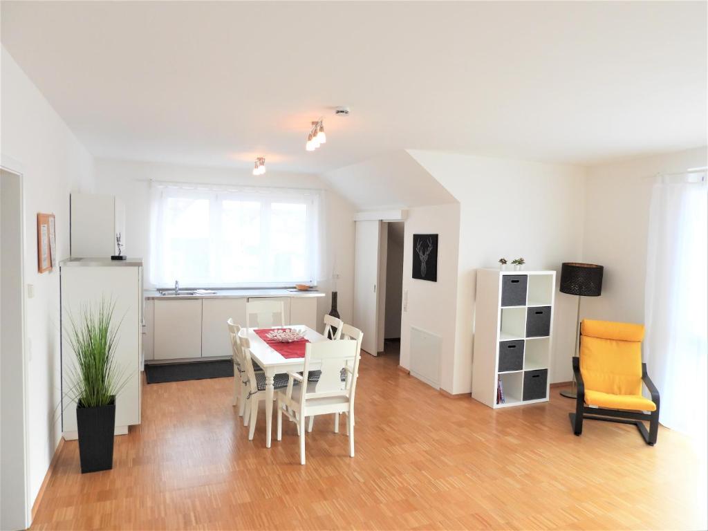 Appartements Braviscasa - Ferienresidenz Badnerstrasse Endingen Badnerstrasse 8, 79346 Endingen am Kaiserstuhl