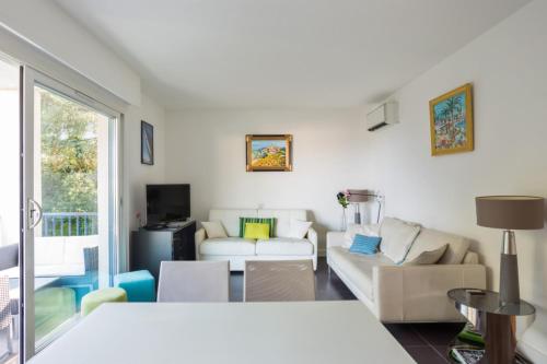 Appartement Breathtaking 2br with terrace close to beaches 36 Avenu des Chênes Antibes