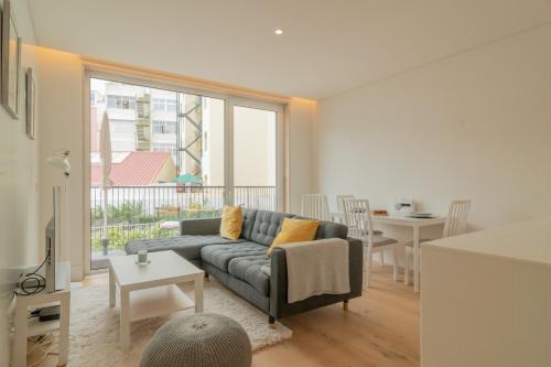 Appartement Bright 1 BDR Apartment W/ Pool View by LovelyStay 19 Rua do Desterro 2E Lisbonne