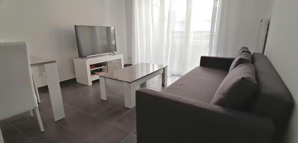 Appartement Bright 45m in a lively area 1 Avenue des Agaves, 06000 Nice