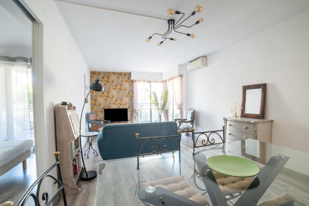 Appartement Bright 66m At 600m From The Center Of Cannes 20 Rue Dr Calmette, 06400 Cannes